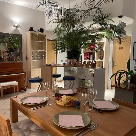 Appartement chez la Berthe Colmé à Toul Extérieur photo